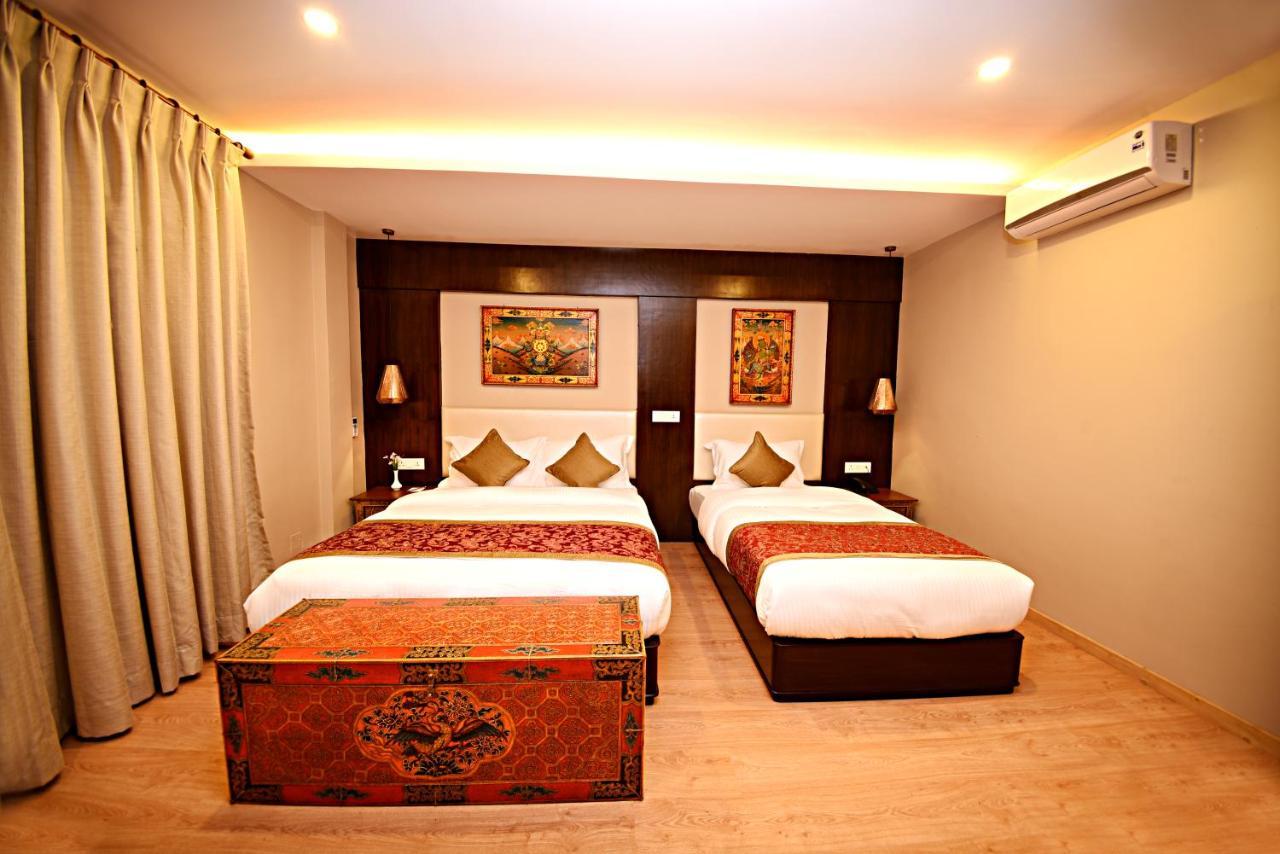 Himalayan Ghar Hotel Kathmandu Exterior photo